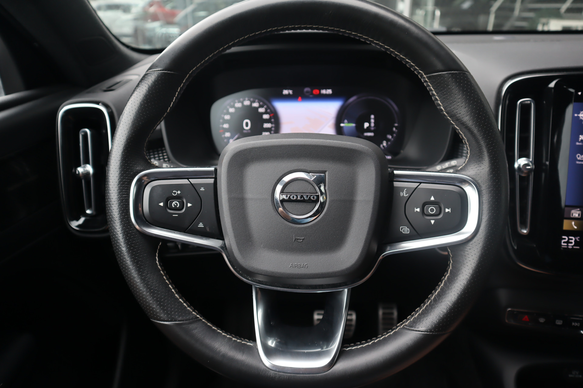 45914515-11.jpg